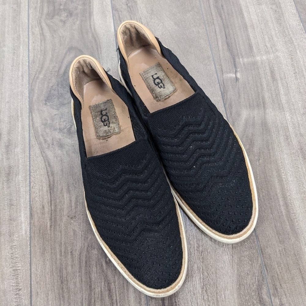Ugg Women's Black Sammy Chevron Sneakers Loafers Slip On Shoes Size 8